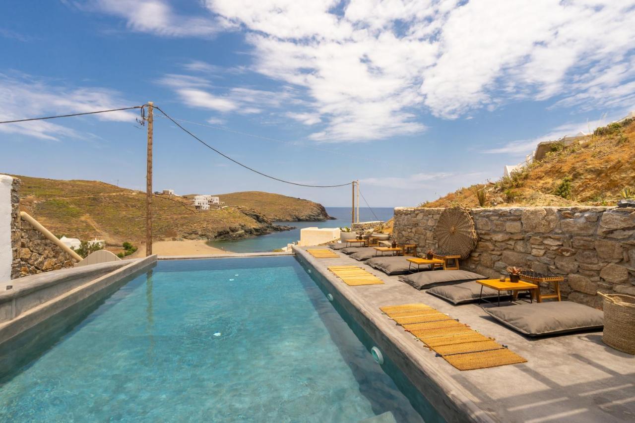 Sea Rock & Sky Private Residence Merchia Beach Экстерьер фото