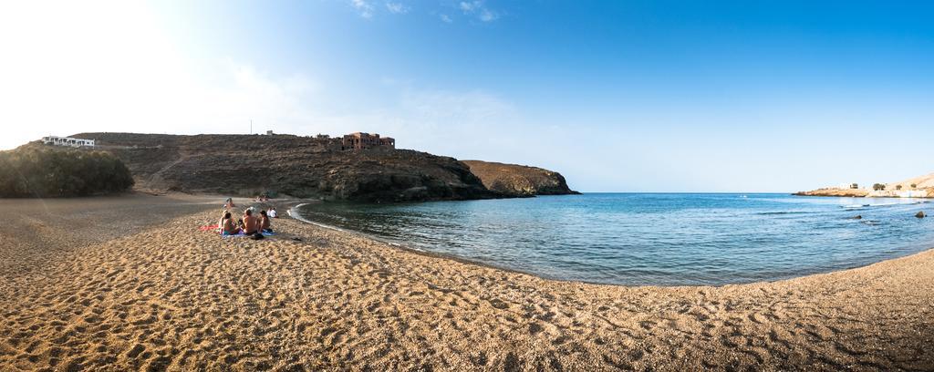 Sea Rock & Sky Private Residence Merchia Beach Экстерьер фото