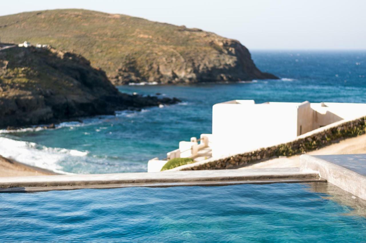 Sea Rock & Sky Private Residence Merchia Beach Экстерьер фото